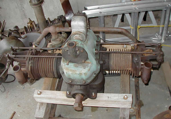 UNIDENTIFIED AIR COOLED TWO CYLINDER OPPOSED ENGINE 